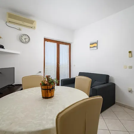 Lara דירה Drenje (Istria)