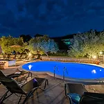 Apartman Lara