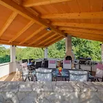 Lara * Drenje (Istria)