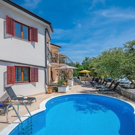 Lara Apartman