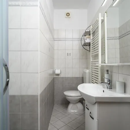 Apartman Lara *
